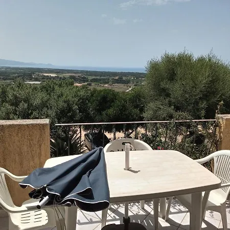 Vista Mare E Piscina Casa de Férias