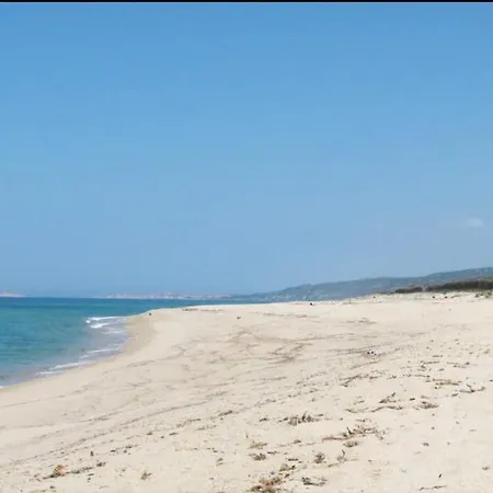 Vista Mare E Piscina Badesi